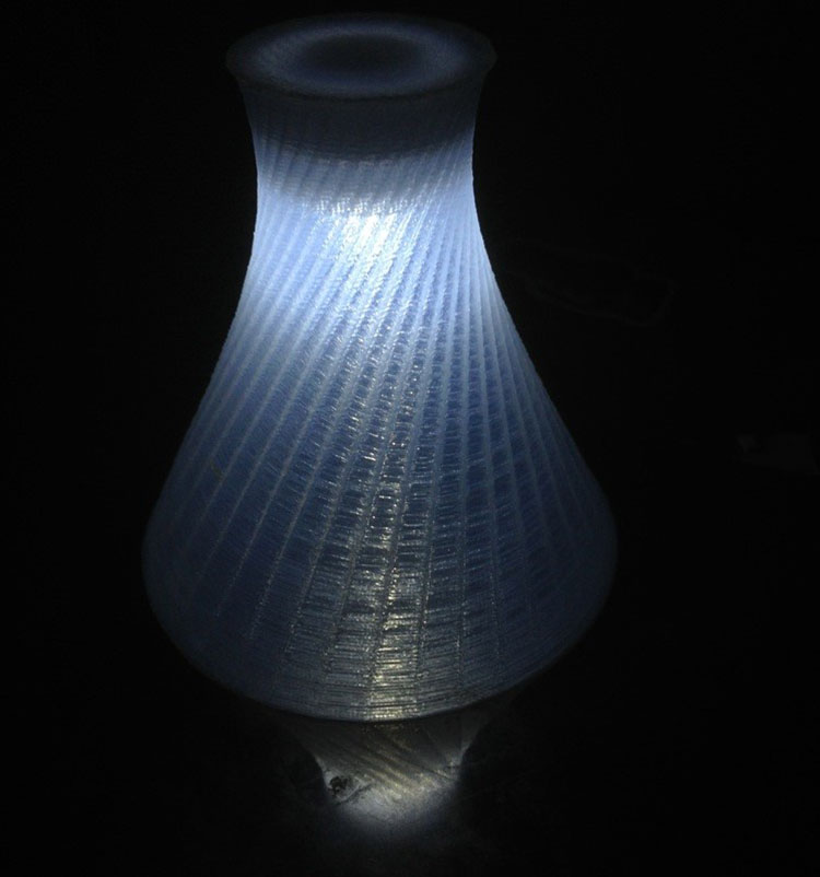 Taulman 645 - Прозрачная ваза © Ben Malouf